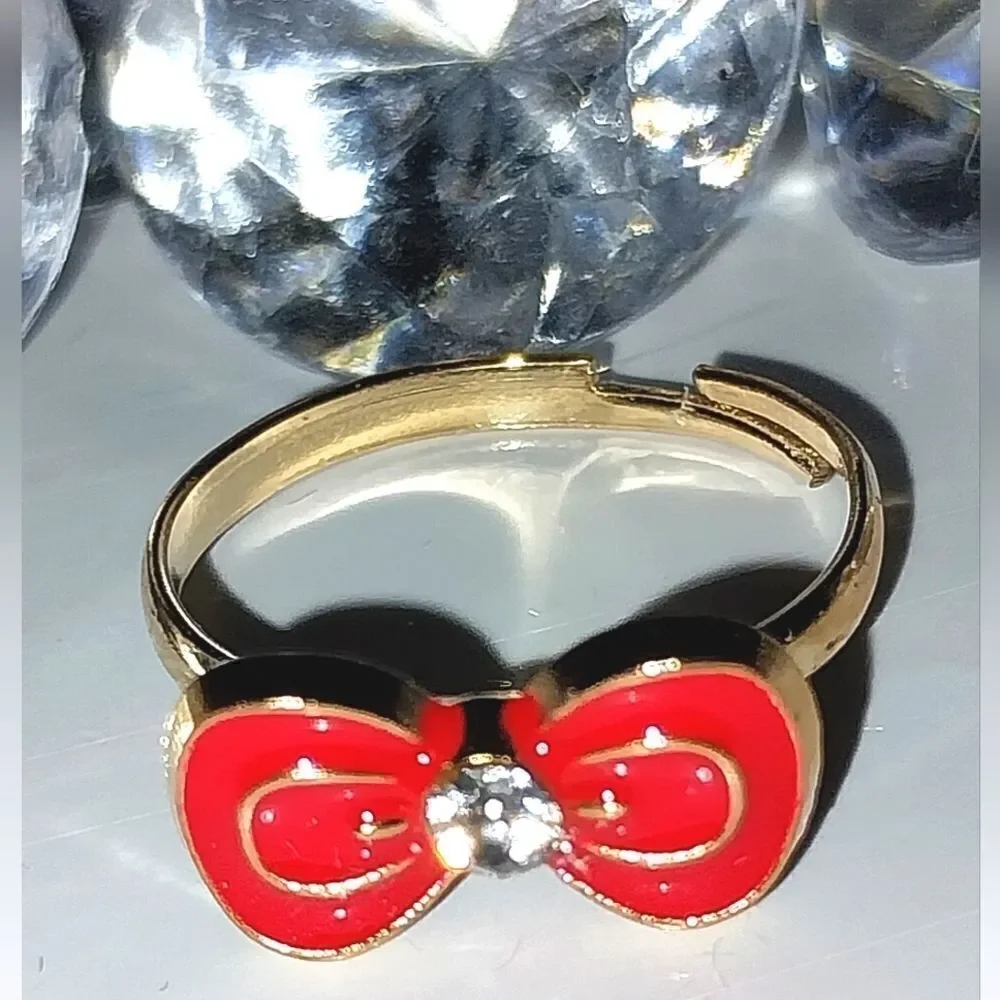 Super cute girls jeweled adjustable ring